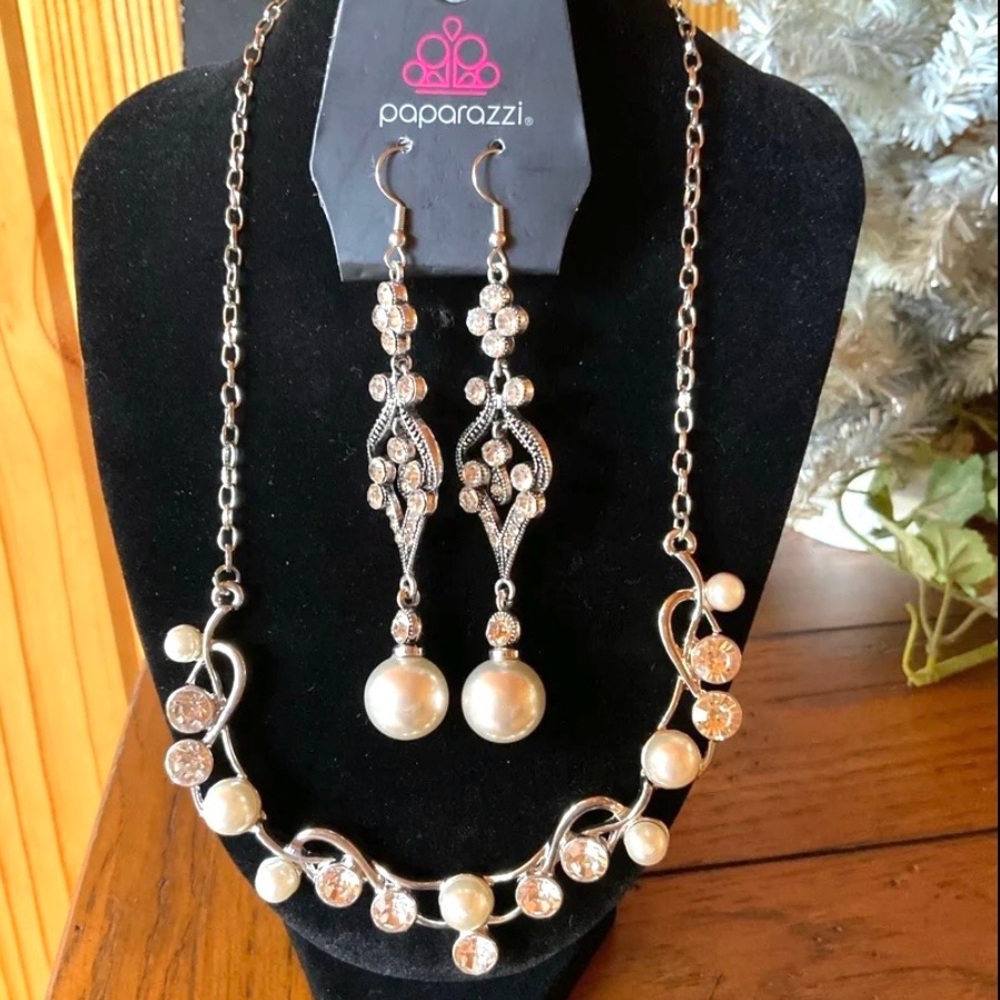 Paparazzi Rhinestone & Faux Pearl Jewelry Set